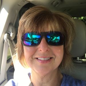 Meet your Posher, Robyn